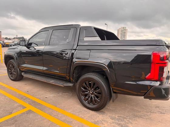 MITSUBISHI TRITON 2.4 BITURBO DIESEL CD KATANA 4X4 AUTOMÁTICO